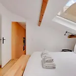 Pick A Flat\'S Apartments In Montmartre - Rue Des Cottages