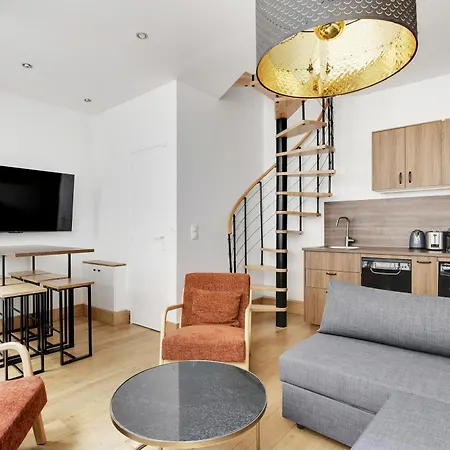 Pick A Flat's In Montmartre - Rue Des Parigi