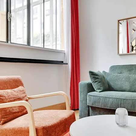 Pick A Flat's In Montmartre - Rue Des Parigi